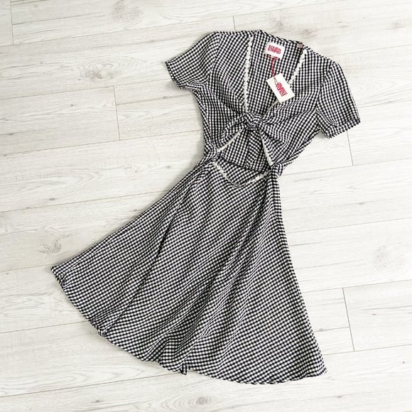 🌺SOLD🌺 NWT Solid & Striped | Black & White Gingham Cutout Dress XS - Picture 9 of 11